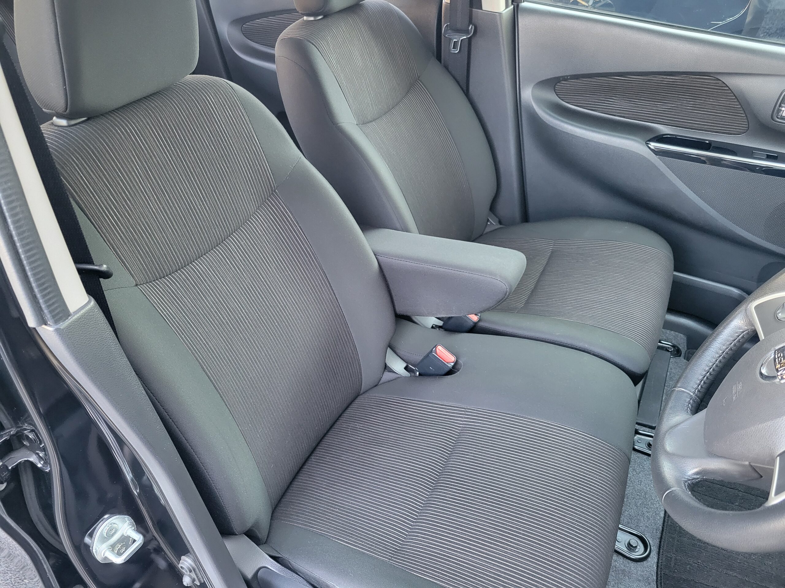 愛知県みよし市の車販売、整備、車検、車買取のことならワイズガレージ